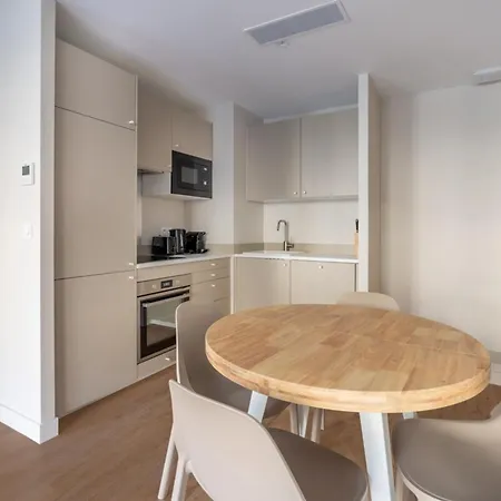 Apartman Modern Open-air Near Montmartre