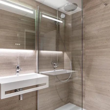 Modern Open-air Near Montmartre Apartment Paris