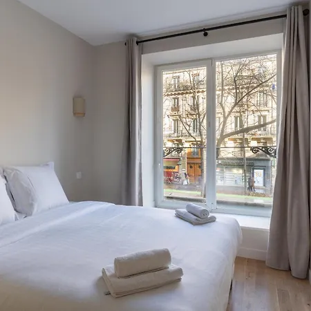 Apartment Modern Open-air Near Montmartre *